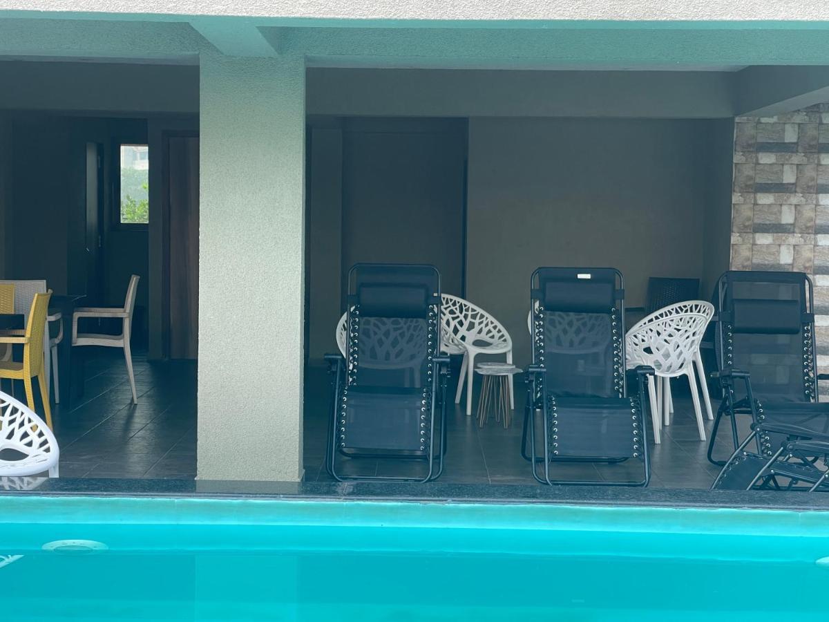 אליבג Neville'S Villa - Pet Friendly With Pool מראה חיצוני תמונה